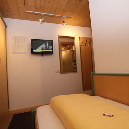 בית הארחה Gaestehaus Alpina סן אנטון