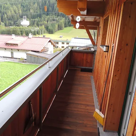 Gaestehaus Alpina 4*