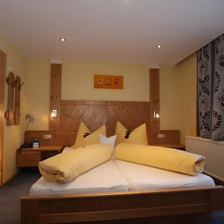 Gaestehaus Alpina Sankt Anton am Arlberg