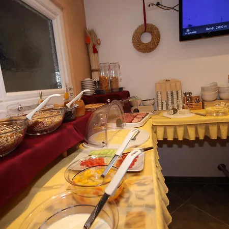 Gaestehaus Alpina Sankt Anton am Arlberg