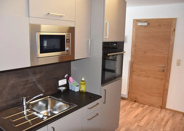 Gaestehaus Alpina بيت ضيافة سانكت أنتون ام ارلبرغ