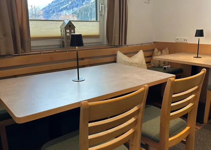 Gaestehaus Alpina 4* سانكت أنتون ام ارلبرغ