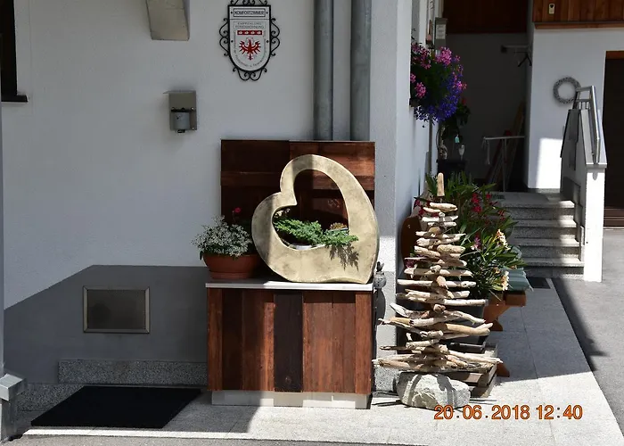 Gaestehaus Alpina بيت ضيافة سانكت أنتون ام ارلبرغ