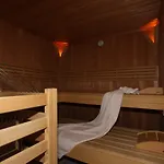 Gaestehaus Alpina 4* סן אנטון