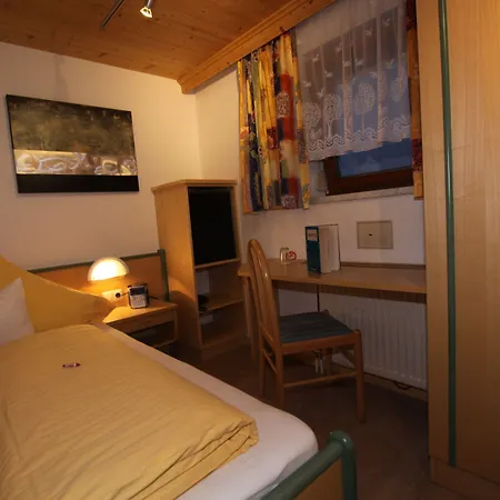 Gaestehaus Alpina Konukevi