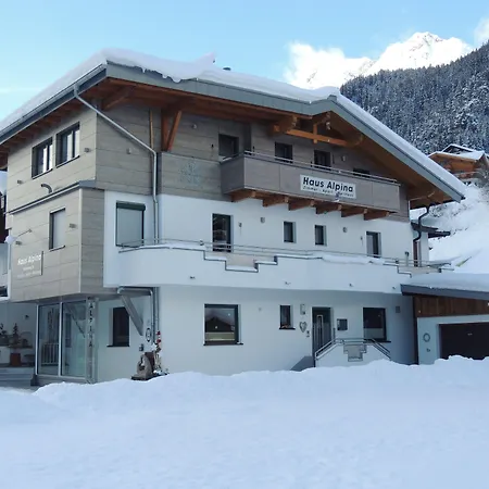 Gaestehaus Alpina Konukevi 4*