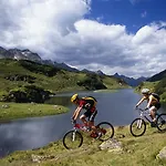 Gasthuis Gaestehaus Alpina 4*