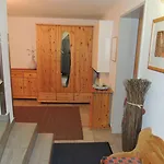 Gaestehaus Alpina 4*