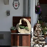 Gaestehaus Alpina Gasthuis