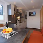Gasthuis Gaestehaus Alpina