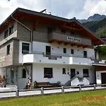 Gaestehaus Alpina Gasthuis Sankt Anton am Arlberg