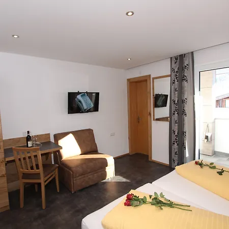 Gaestehaus Alpina Guest house Sankt Anton am Arlberg