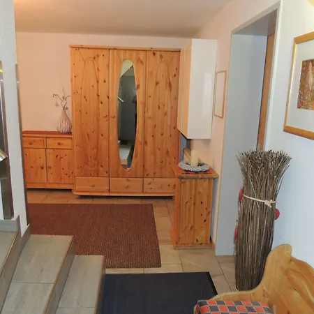 Gaestehaus Alpina 4*