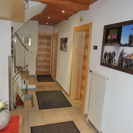 Gaestehaus Alpina Guest house 4*
